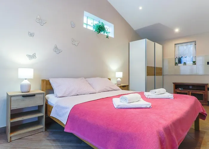 Apartman Lena