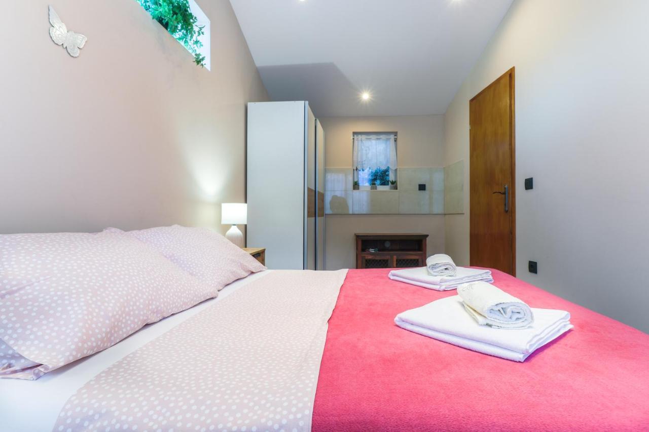 Lena Apartment *